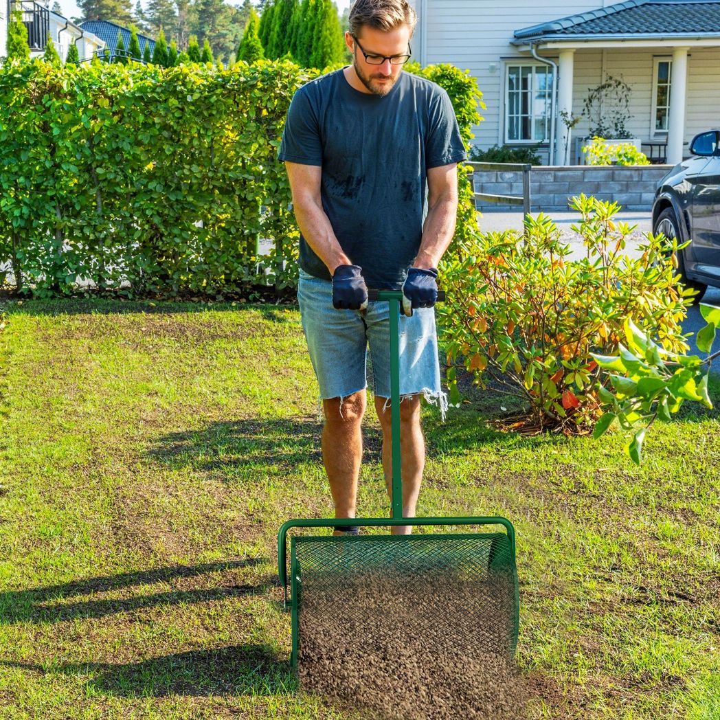 Outsunny 24" Compost Spreader with 75L Mesh Basket & Adjustable T-Handle – Peat Moss & Seed Garden Roller, Green