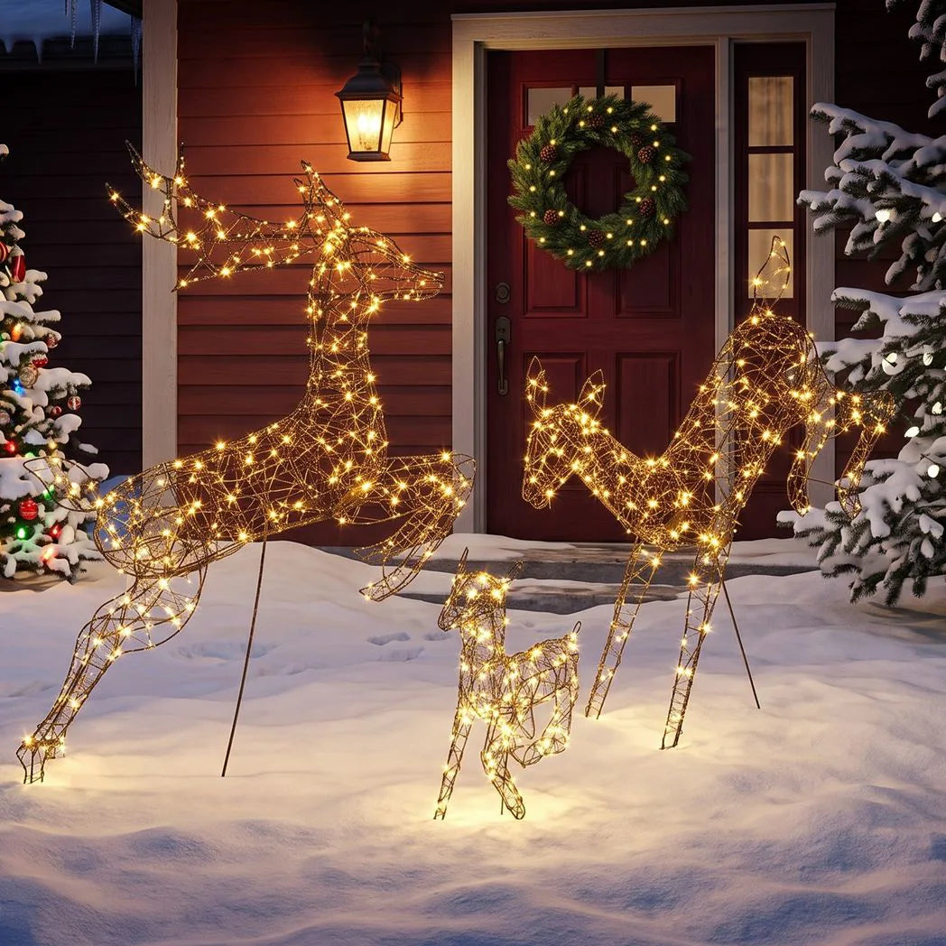 Outsunny Light-Up Deer Family – Set of 3