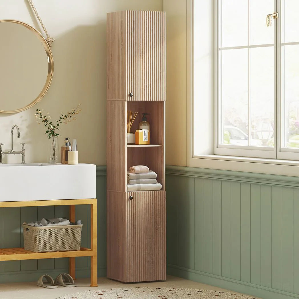 HOMCOM 6-Tier Tall Bathroom Cabinet with Fluted Doors & Adjustable Shelves – Slim Nordic Storage, Natural