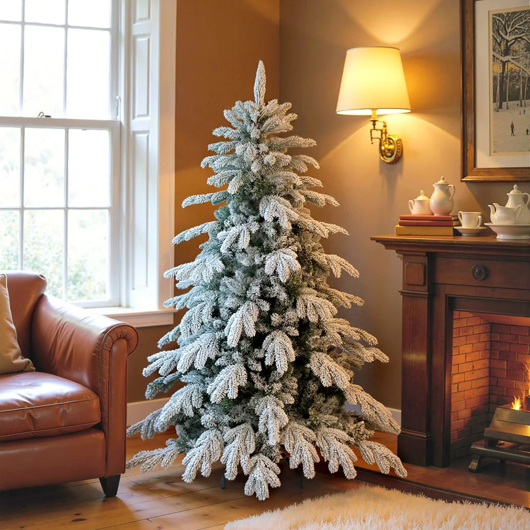 HOMCOM 5ft Snow Flocked Artificial Christmas Tree with 1020 Moulded Tips & Folding Metal Base – Green/White