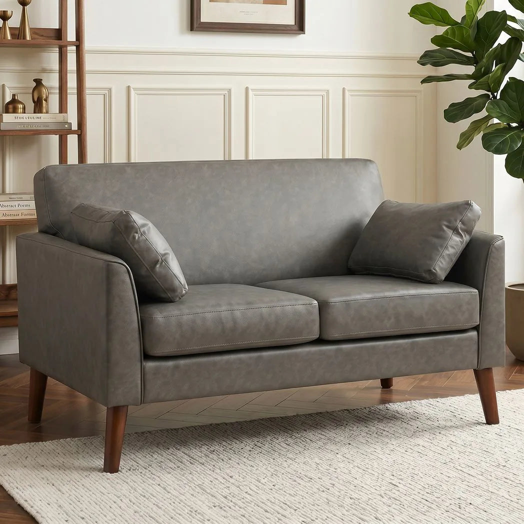 HOMCOM 2 Seater Sofa with Solid Wood Legs and 2 Pillows – Compact 132 cm Loveseat, Grey