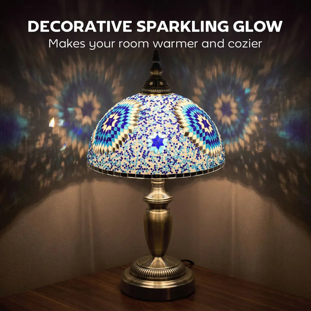 HOMCOM 30cm Tiffany-Style Table Lamp with Stained Glass Shade and Metal Base – Vintage Bedside Light, Blue