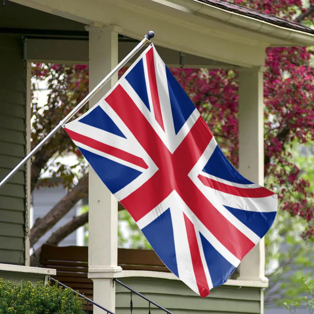 Union Jack UK Flag, 60 x 90 cm (2 x 3 ft), with Brass Grommets