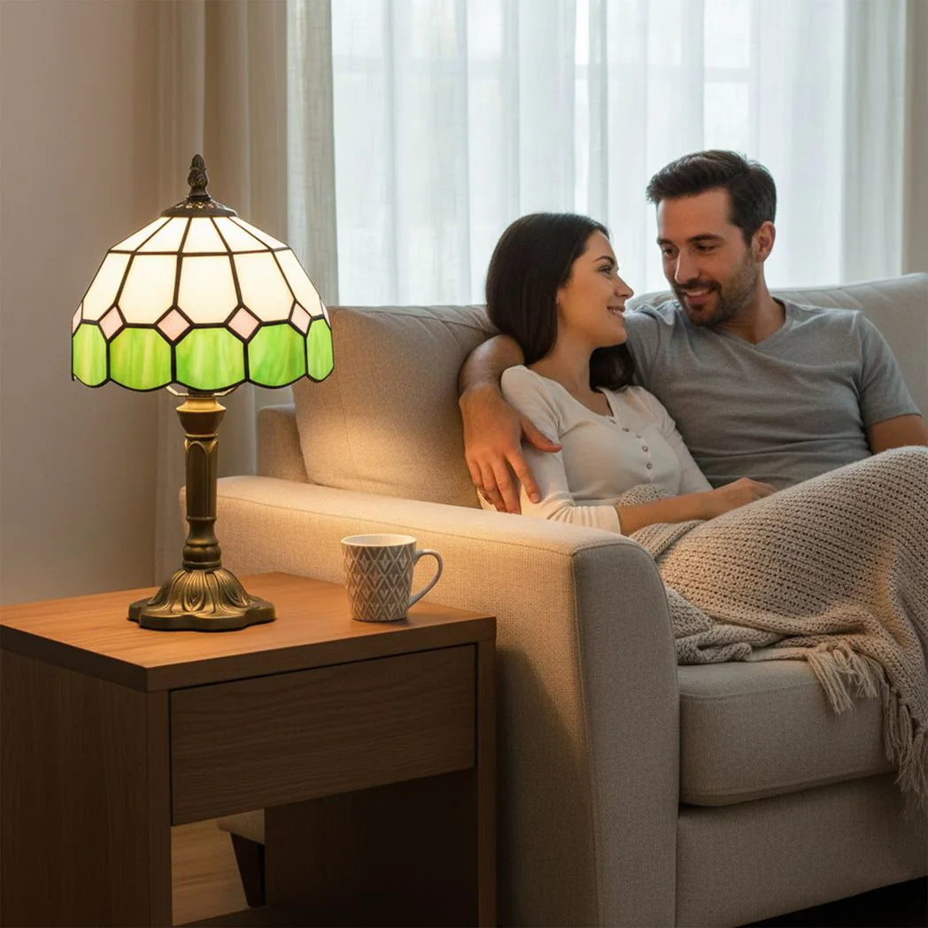 HOMCOM Handmade Art Deco Glass Table Lamp – White/Green