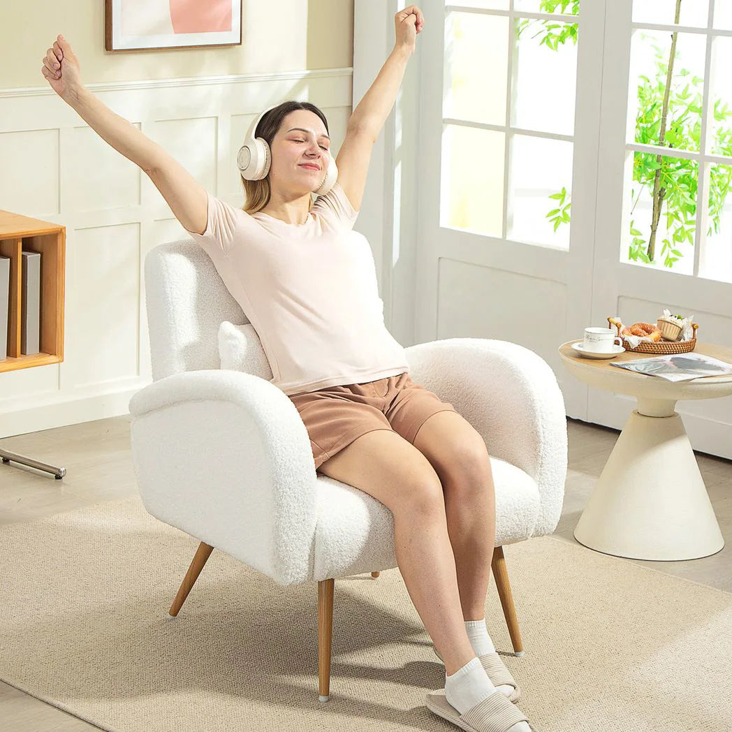 HOMCOM Teddy Fleece Accent Chair with Metal Legs and Curved Armrests – Living Room Armchair, Cream White