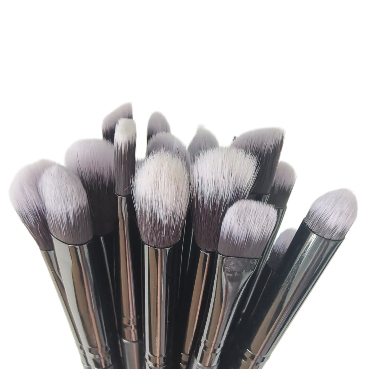 25-Piece Makeup Brush Set with Synthetic Bristles – Foundation, Concealer, Blush and Eyeshadow Brushes, Black