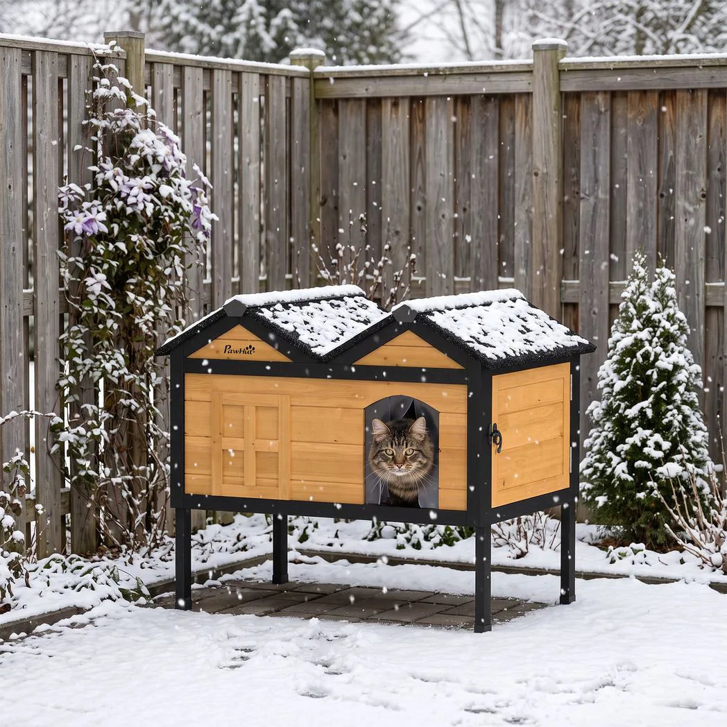 PawHut Wooden Outdoor Cat House with Asphalt Roof, Side Cleaning Door and PVC Curtain – Insulated Cat Shelter