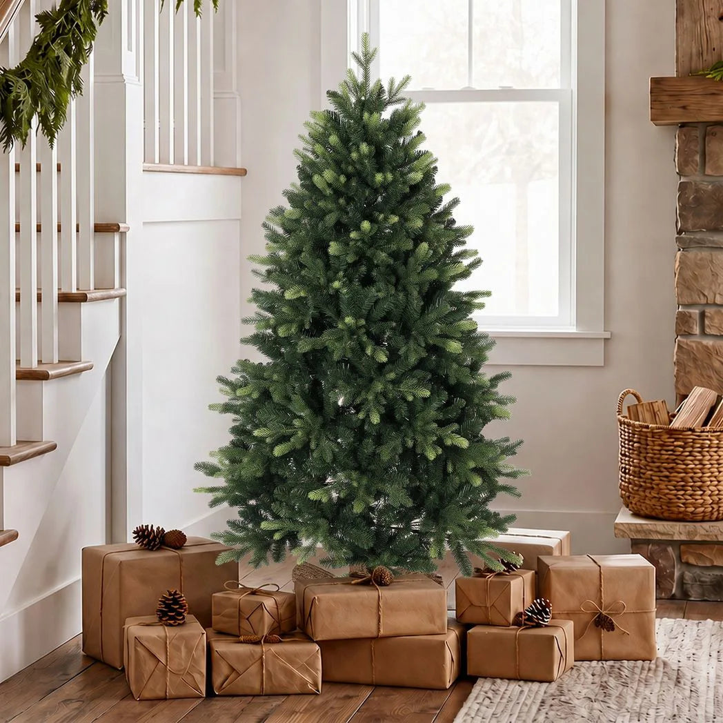 HOMCOM 5ft Hinged Artificial Christmas Tree with 1620 PE and PVC Tips and Fir Wood Base, Green
