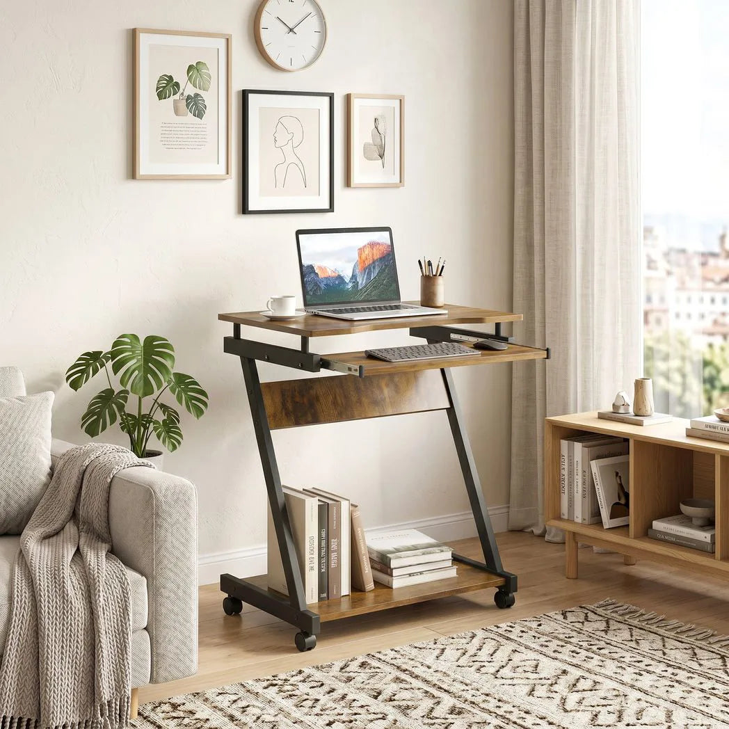 HOMCOM Movable Computer Desk with 4 Wheels and Keyboard Tray – Compact Home Office Workstation with Shelf