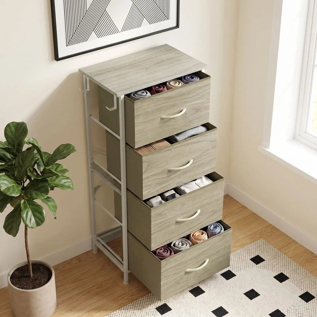 HOMCOM Tall Chest of Drawers with 4 Fabric Drawers, 4 Pockets & 2 Hooks – Steel Frame Storage, Natural Wood