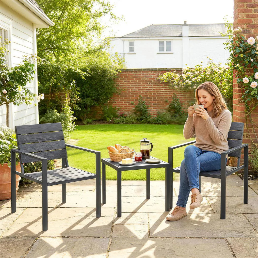 Outsunny 3 Piece Garden Bistro Set for 2 – HDPE Chairs and Coffee Table with Steel Frame