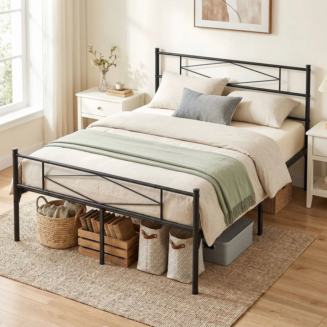 HOMCOM 4ft6 Double Metal Bed Frame with Diamond Headboard and Footboard – Platform Bed, Black