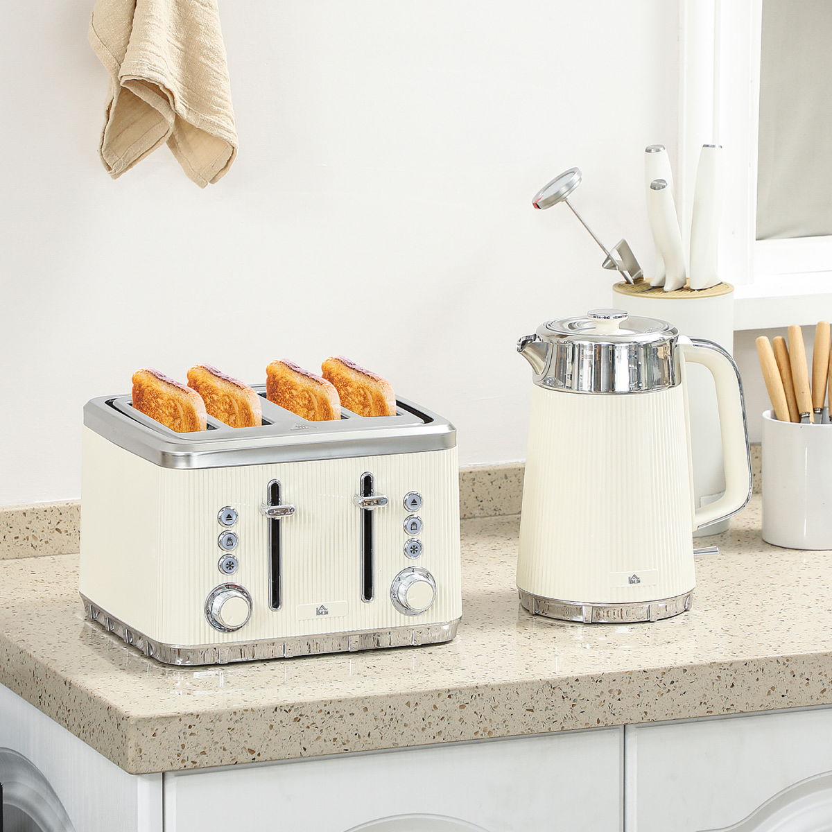 Kettle and 4-Slice Toaster Set with 1.7L 3000W Fast Boil Kettle & 7 Browning Levels – Ridged Design, Cream