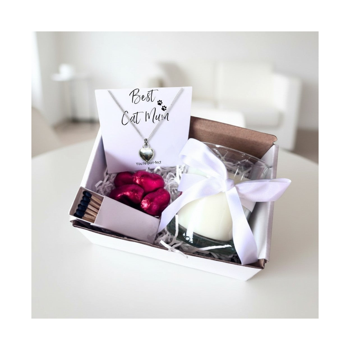 Aye Do Gifts Small Best Cat Mum Gift Hamper with Silver Heart Necklace, Chocolates and Candle