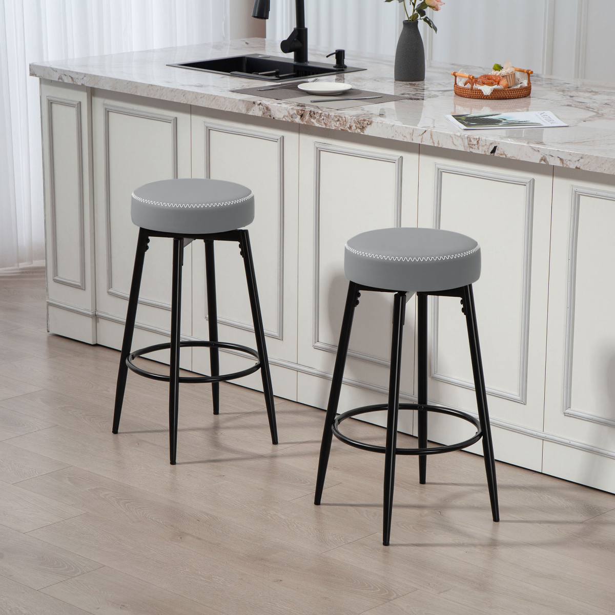 Set of 2 Swivel Bar Stools with Faux Leather Padded Seats & Footrests – Kitchen Counter Stools, Grey