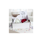 Aye Do Gifts Small Best Dog Mum Gift Hamper with Heart Earrings, Candle & Milk Chocolate Hearts