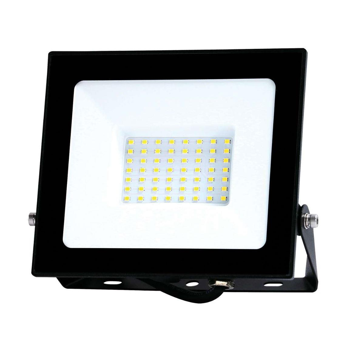 Eveready 50W IP65 LED Floodlight with Quick Fix Bracket – 5,250 Lumen, 4,000K Cool White