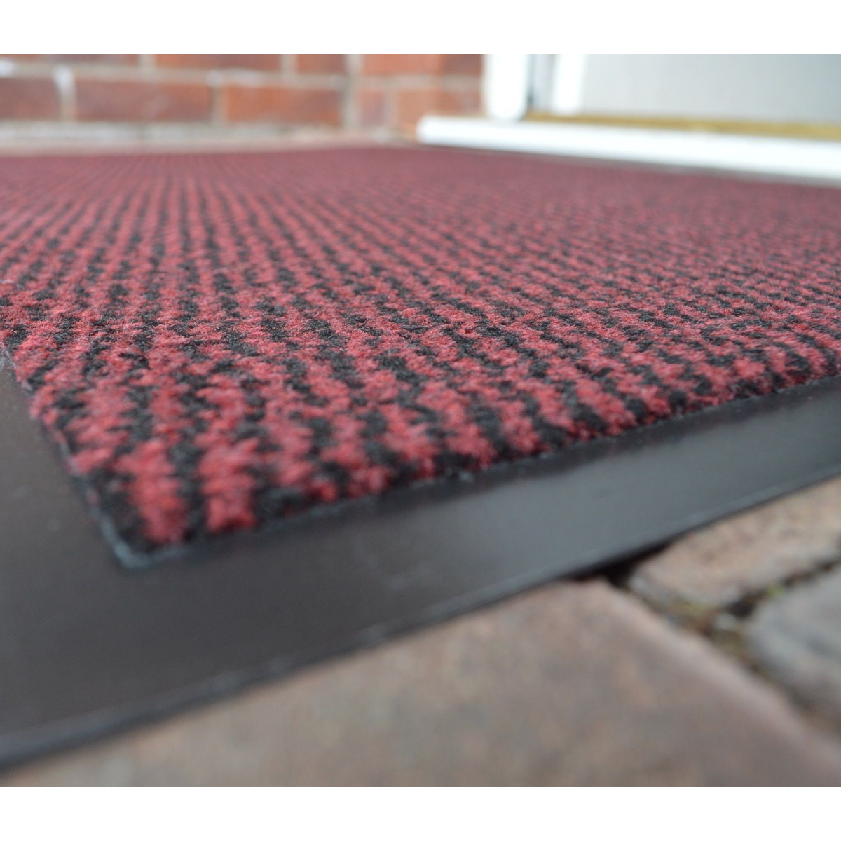 Barrier Dirt Trapper Mat with Non-Slip Nitrile Rubber Backing, 90 x 200 cm – Entrance Door Mat, Red